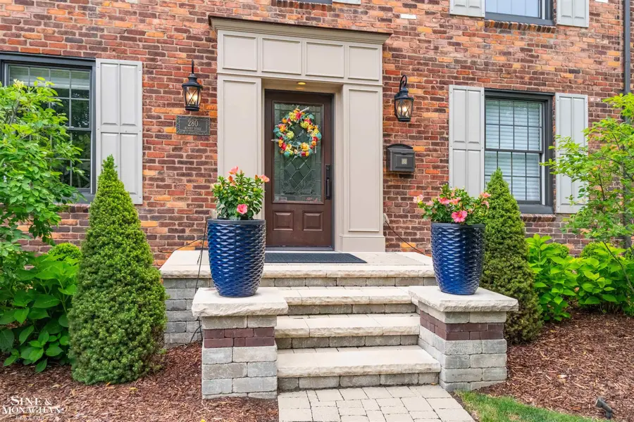 280 Kerby RD, Grosse Pointe Farms, MI 48236 - #2