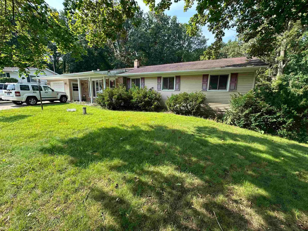 228 Indian RD, Pennfield, MI 49017 - #1