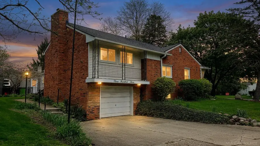 303 Pennell ST, Northville, MI 48167 - #2