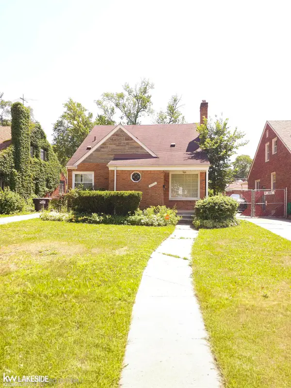 20731 Orangelawn ST, Detroit, MI 48228