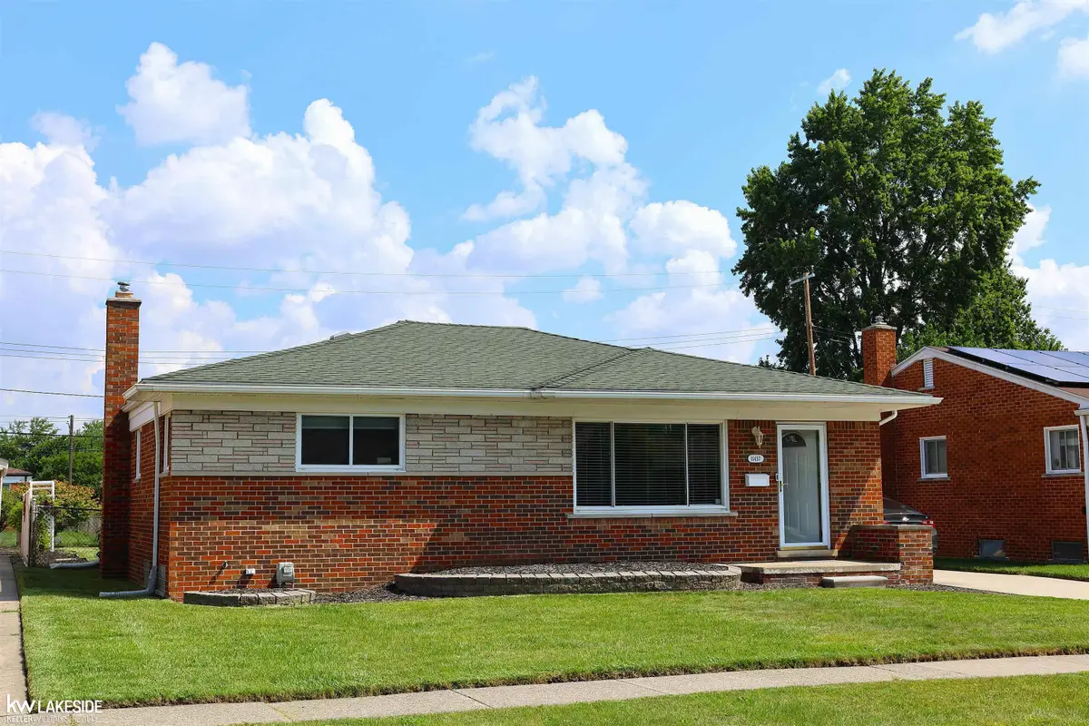 11457 Hanford DR, Warren, MI 48093 - #1