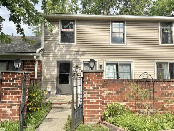 15346 Renshaw DR, ClintonTownship, MI 48038