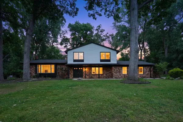 2049 Shore Hill DR, WestBloomfield, MI 48323