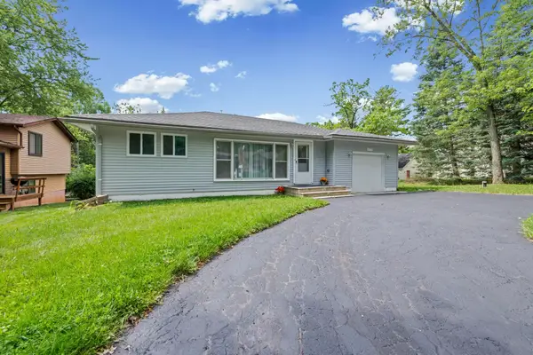 6777 Dandison BLVD, WestBloomfield, MI 48324
