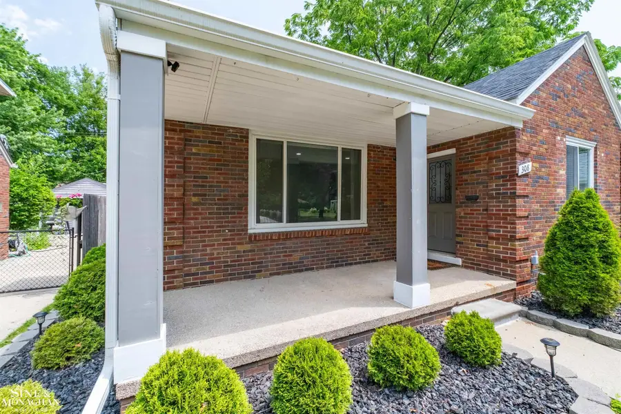 308 Ridgemont, Grosse Pointe Farms, MI 48236 - #2