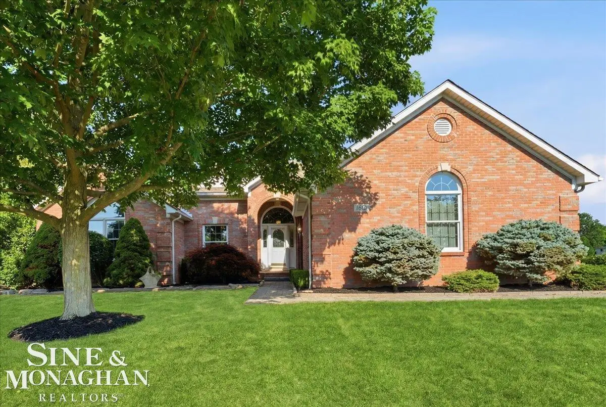 1001 S River Pointe LN, Saint Clair, MI 48079 - #1