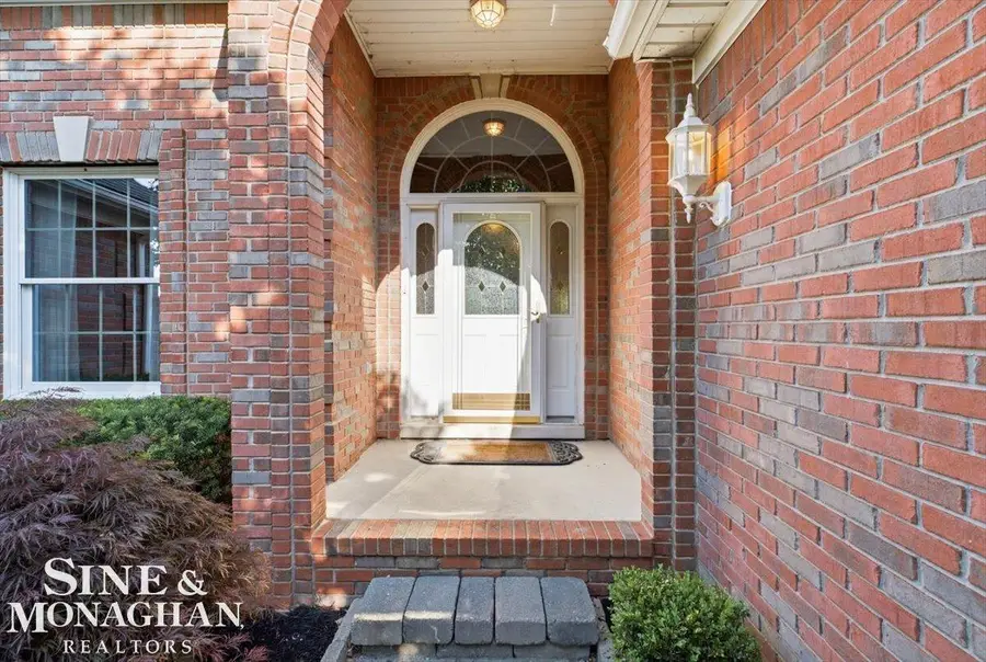 1001 S River Pointe LN, Saint Clair, MI 48079 - #3