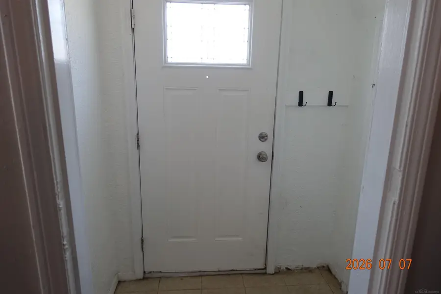 735 Vance ST, Lansing, MI 48906 - #3