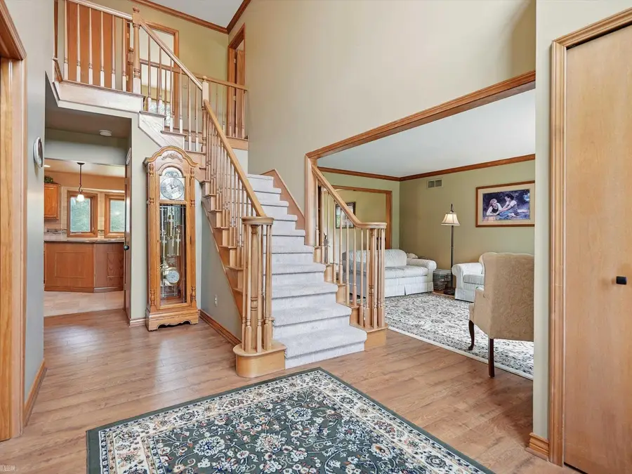 46288 Glen Pointe DR, Shelby, MI 48315 - #2