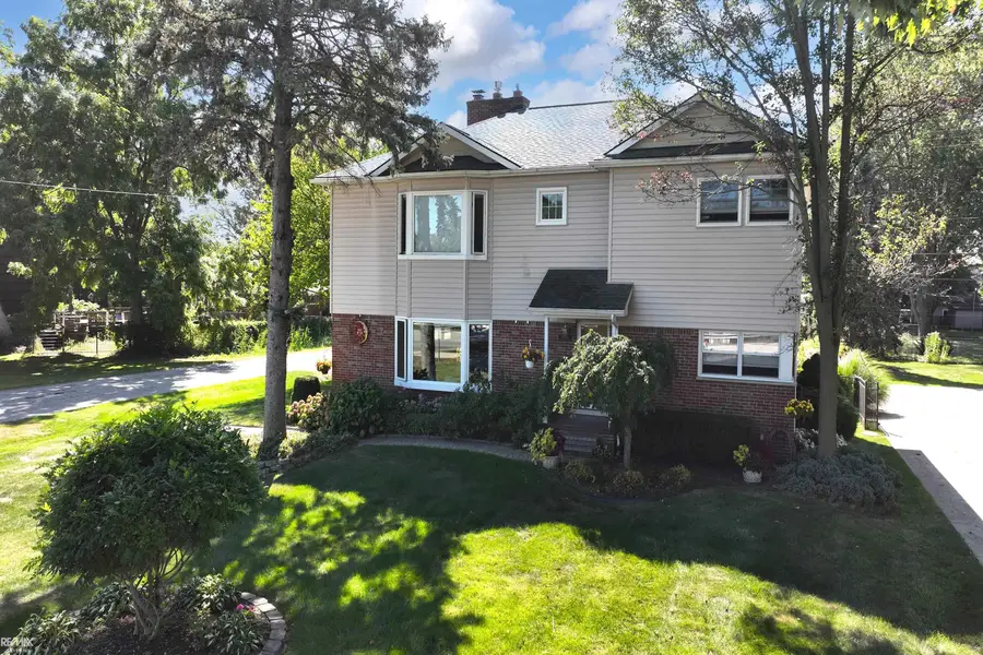 28900 S River RD, Harrison, MI 48045 - #2