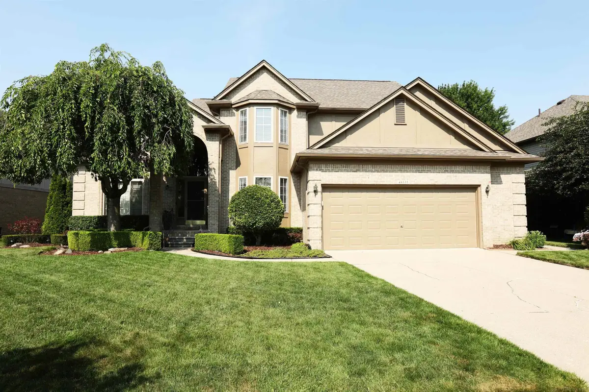 48535 Fairmont DR, Macomb, MI 48044 - #1
