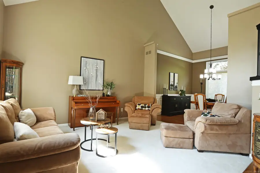 48535 Fairmont DR, Macomb, MI 48044 - #3