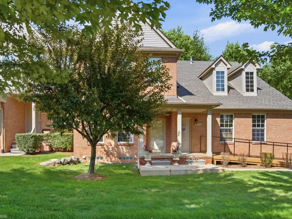 5093 Parsley DR, Shelby, MI 48316 - #1