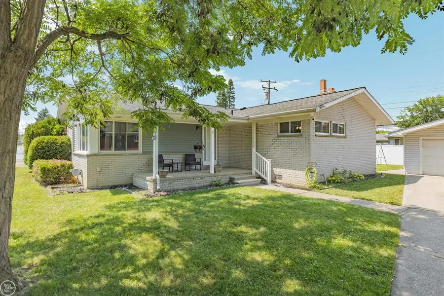 22405 E Schafer ST, Clinton Township, MI 48035 - #3