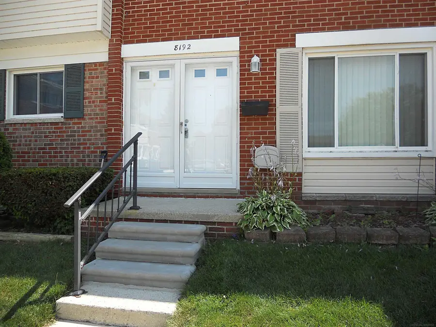 8192 Farnum AVE, Warren, MI 48093 - #2