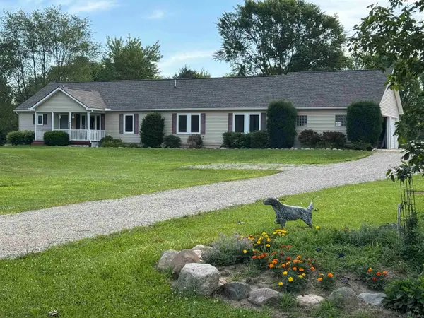 58520 Frost RD, NewHaven, MI 48048