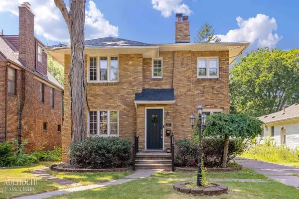 627 Washington RD, GrossePointe, MI 48230