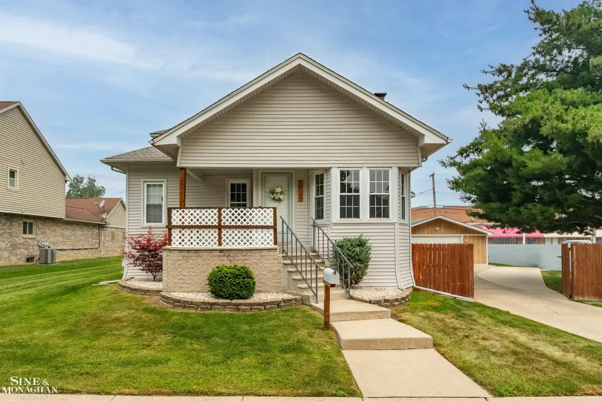 18083 Elizabeth ST, Roseville, MI 48066 - #1