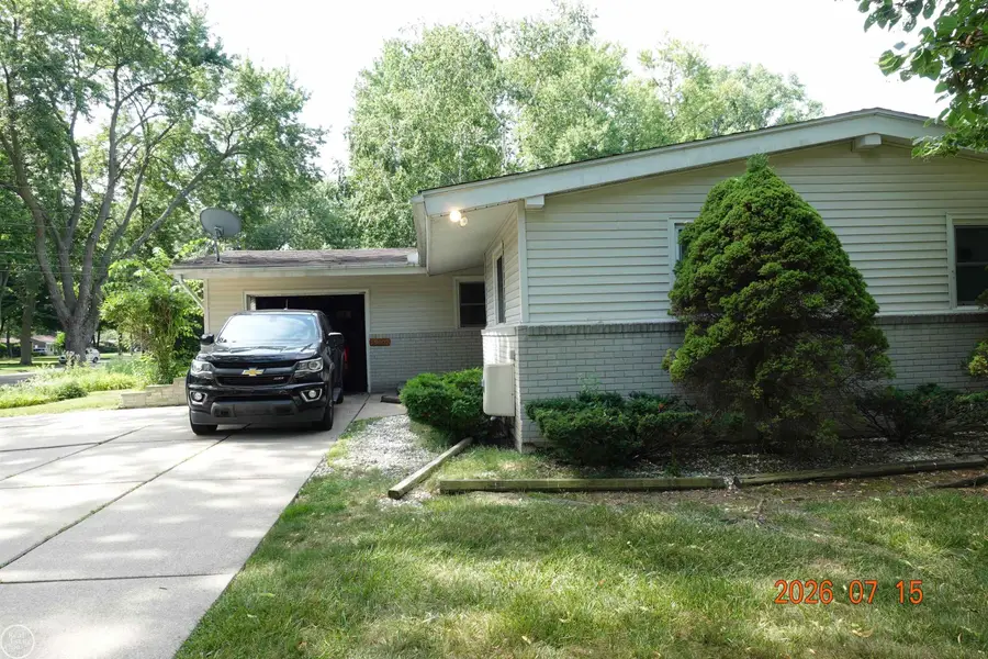 19007 WEBSTER AVE, Southfield, MI 48076 - #2