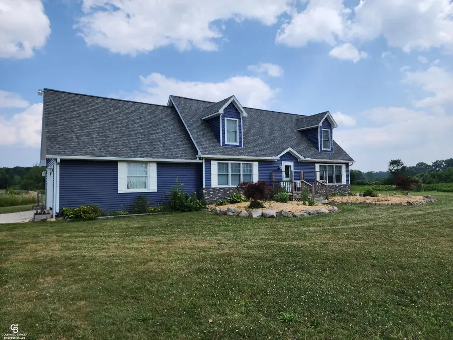 5350 Emmett RD, Emmett, MI 48022 - #2
