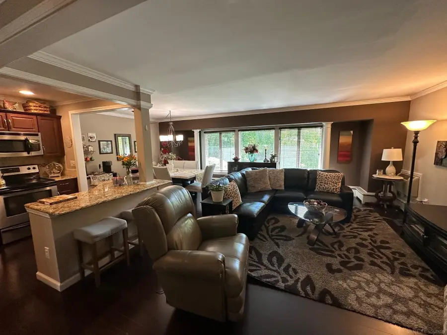 340 Concord PL, Bloomfield Hills, MI 48304 - #3