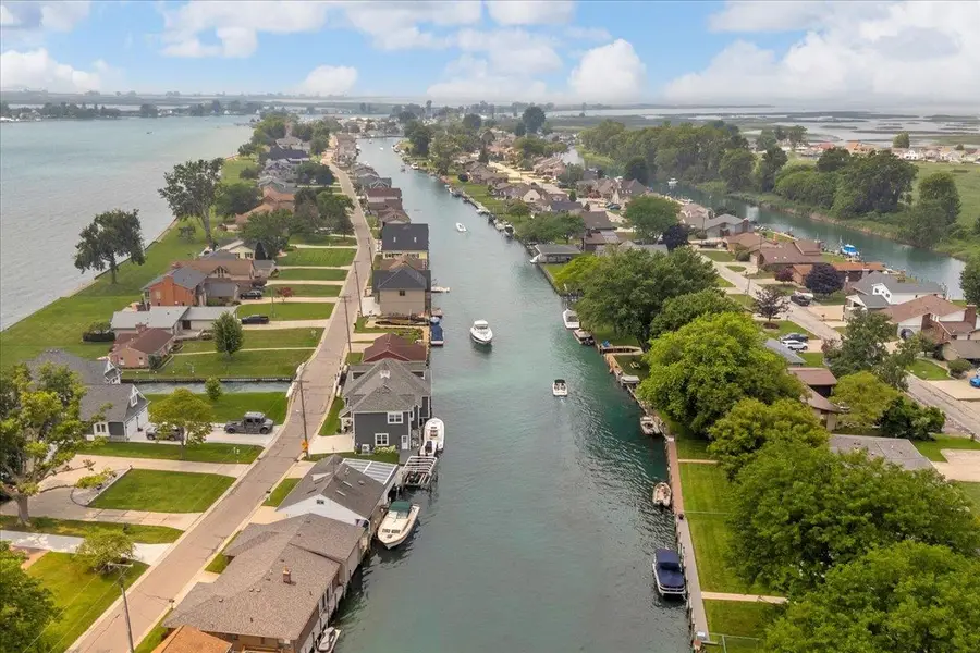 7315 Flamingo ST, Pearl Beach, MI 48001 - #2