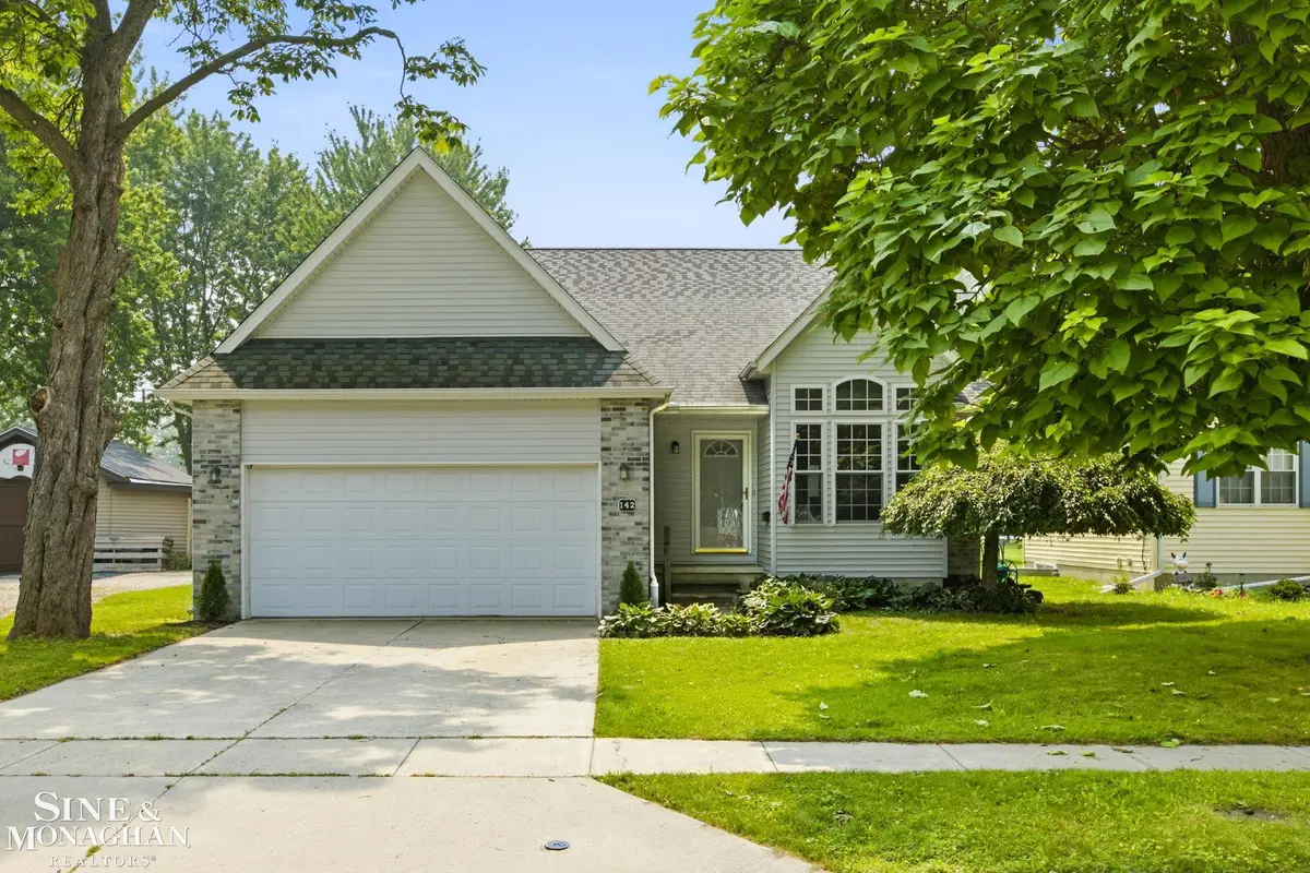142 Taylor ST, Port Huron, MI 48060 - #1
