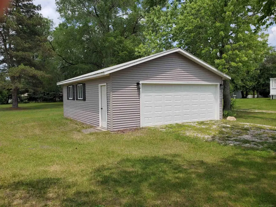 VL Freidt, Lexington, MI 48450 - #2