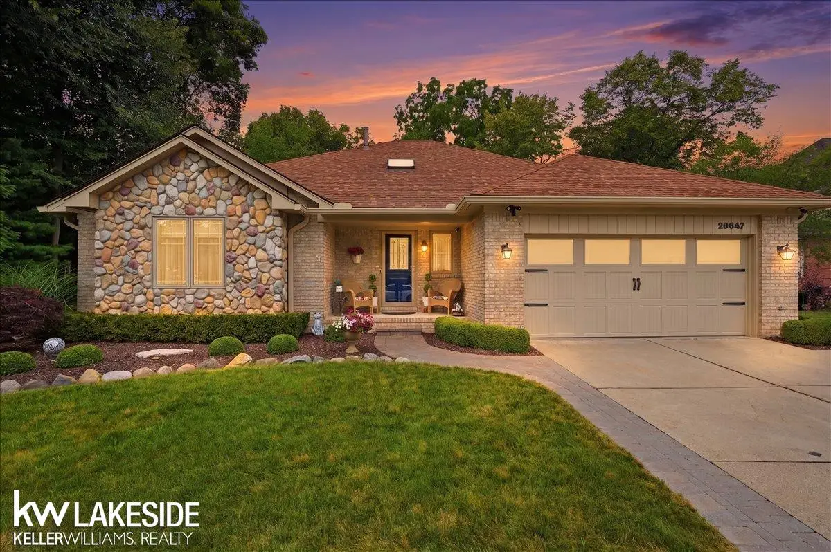 20647 PARKPLACE LN, Clinton Township, MI 48036 - #1