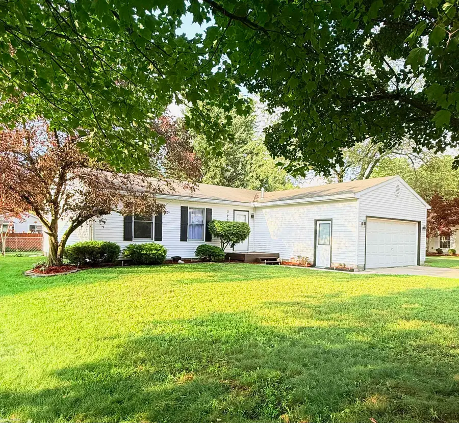 3290 Sapphire LN, Fort Gratiot, MI 48059 - #2