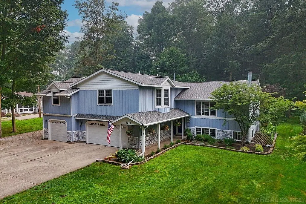 1571 Waukazoo DR, Holland, MI 49424 - #1