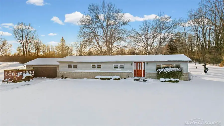 69455 Hicks RD, Armada, MI 48005 - #2