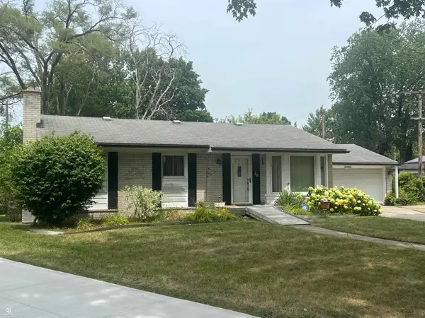 29581 Newport DR, Warren, MI 48088