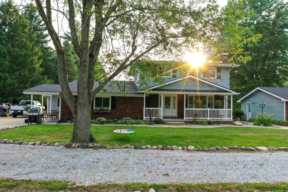 6235 Welch RD, Yale, MI 48097 - #1