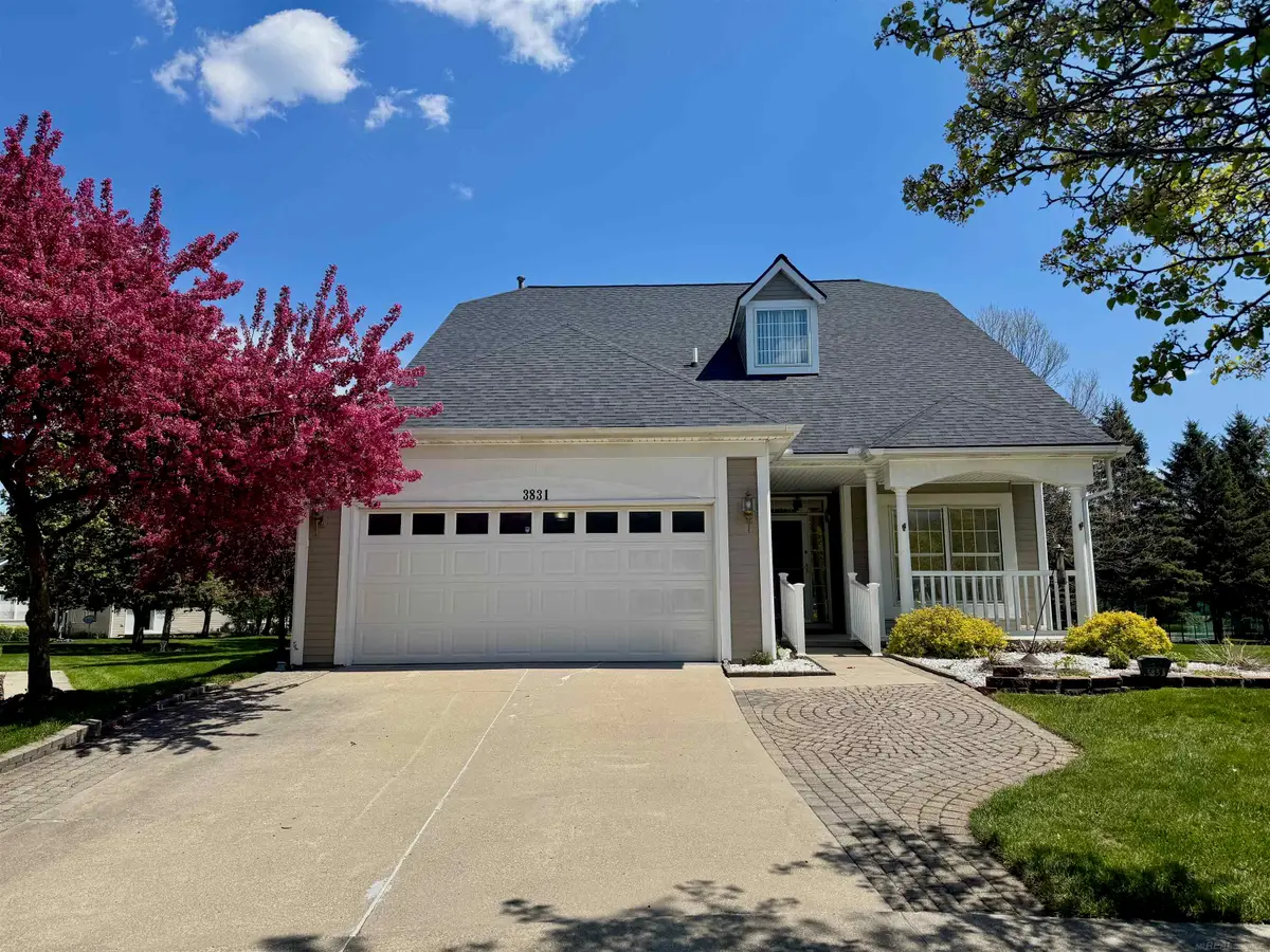 3831 Springwood CT, Auburn Hills, MI 48326 - #1
