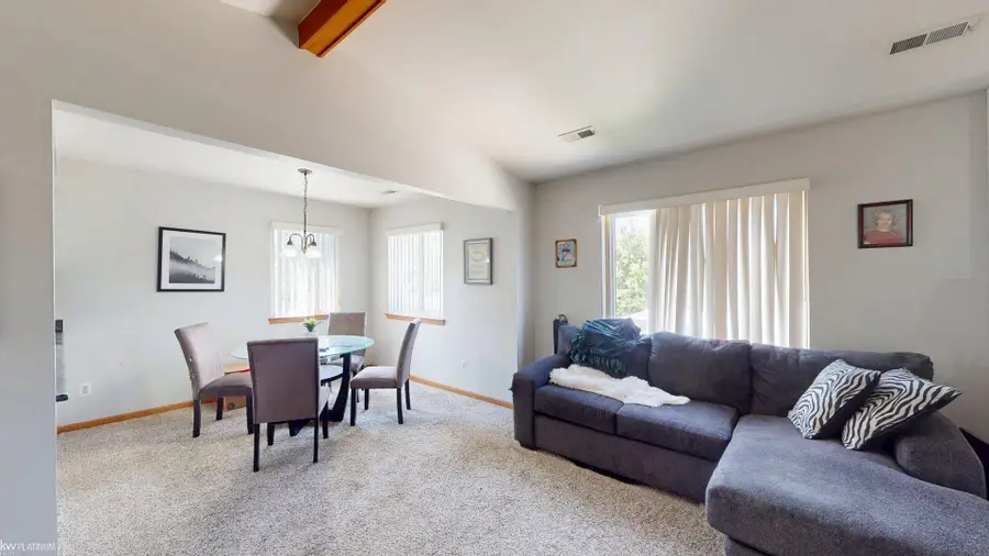24114 Avon LN, Clinton, MI 48036 - #2