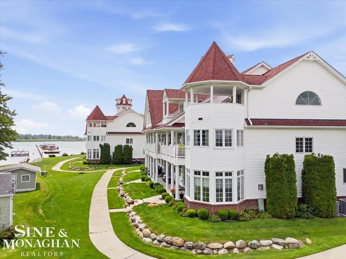 9976 Tashmoo LN, Pearl Beach, MI 48001 - #1