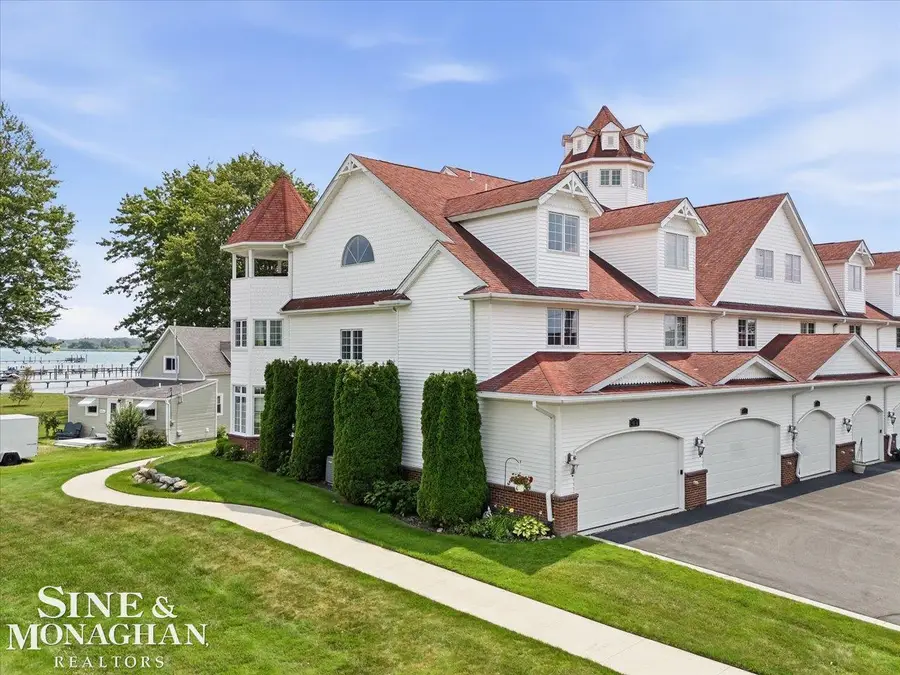 9976 Tashmoo LN, Pearl Beach, MI 48001 - #3