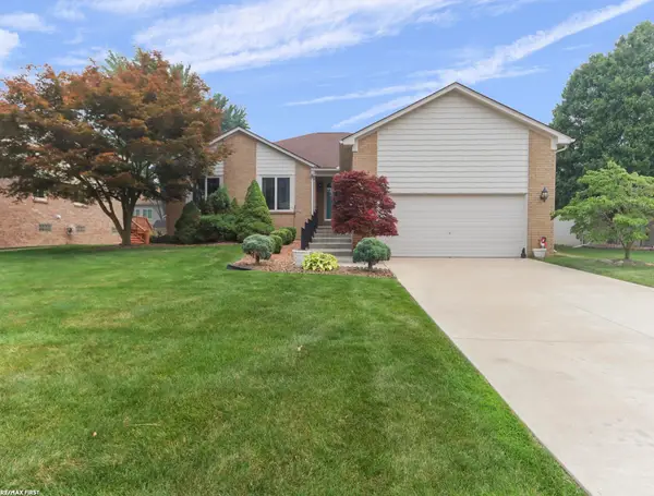 39328 Rivercrest AVE, HarrisonTownship, MI 48045