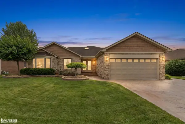 15444 Windsong DR, Macomb, MI 48044