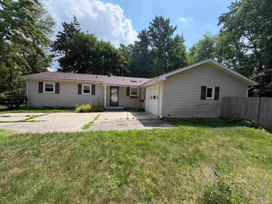 1413 Dilloway DR, Midland, MI 48640 - #2