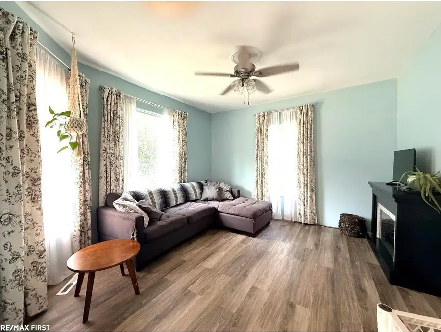 35331 Churchill ST, Richmond, MI 48062 - #3