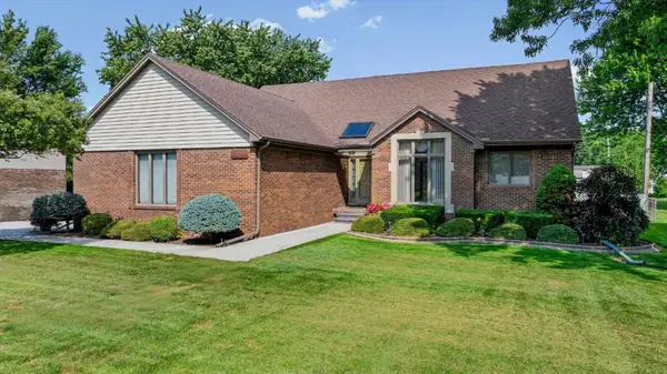 48055 Mallard DR, Chesterfield, MI 48047