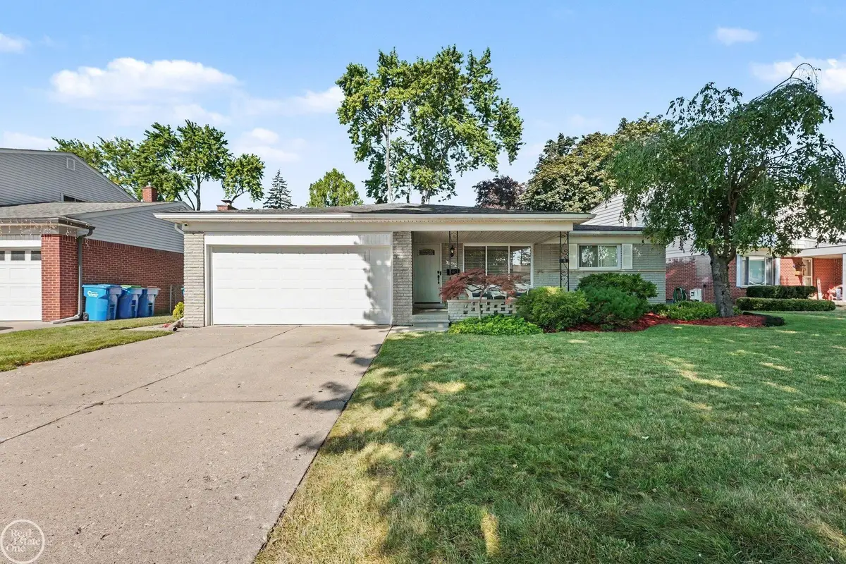 29609 Tropea DR, Warren, MI 48092 - #1