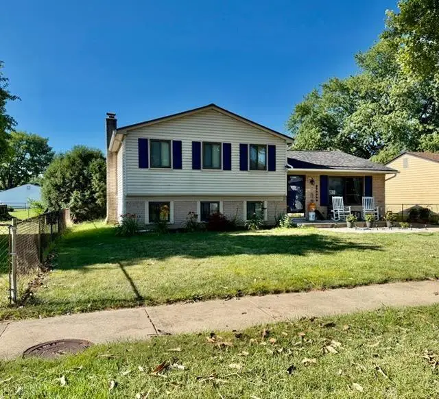 15046 Annapolis DR, Sterling Heights, MI 48313 - #1