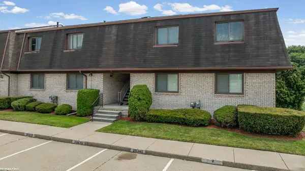 25340 QUARTER DECK ST, HarrisonTownship, MI 48045