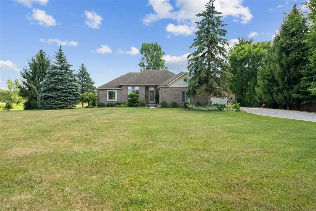 6553 Lindsey RD, China, MI 48054 - #1