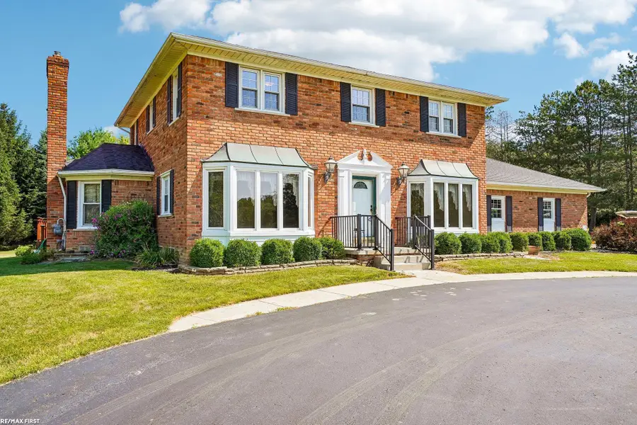1405 Mckail RD, Leonard, MI 48367 - #2