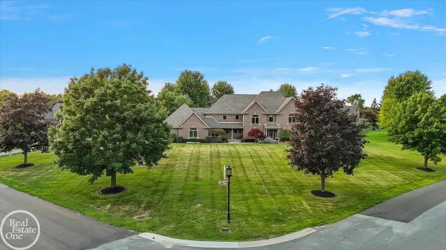 8849 Heatherwood CT, Washington, MI 48095 - #3