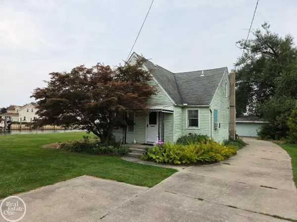 38777 Lakeshore DR, HarrisonTownship, MI 48045